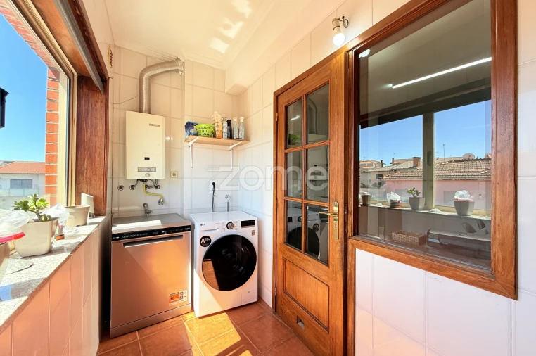 Apartamento T3 para Venda em Vila Nova de Famalicão e Calendário Foto 11