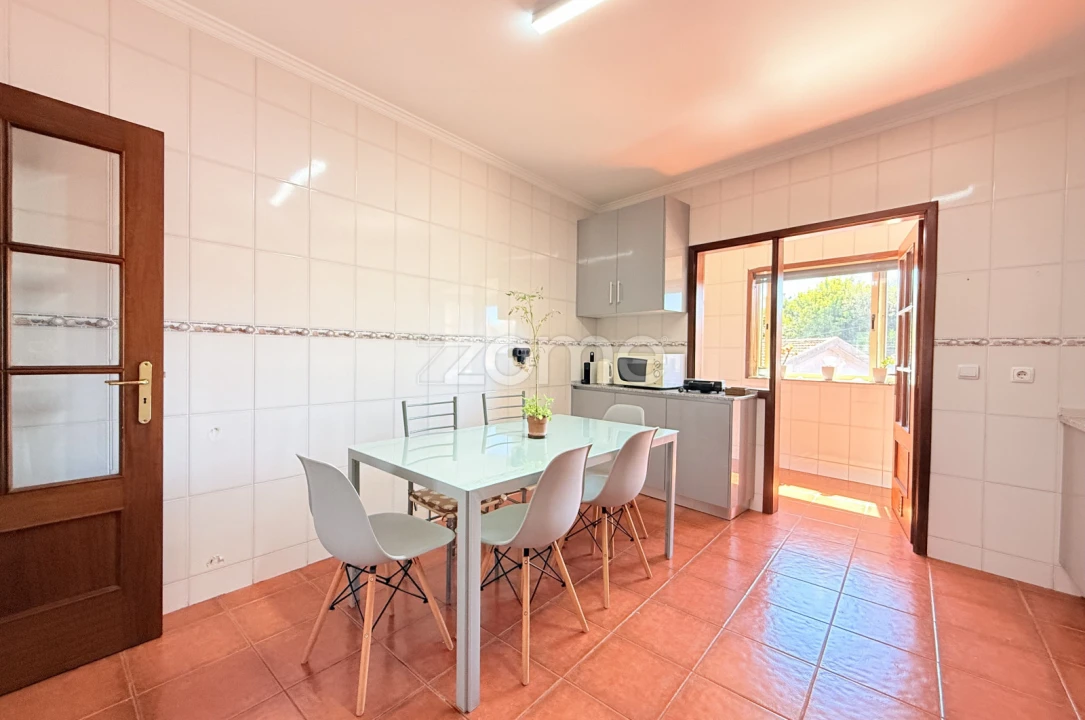 Apartamento T3 para Venda em Vila Nova de Famalicão e Calendário Foto 9