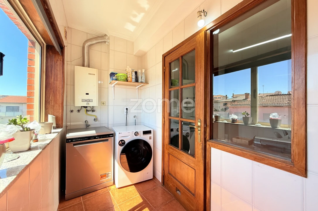 Apartamento T3 para Venda em Vila Nova de Famalicão e Calendário Foto 11