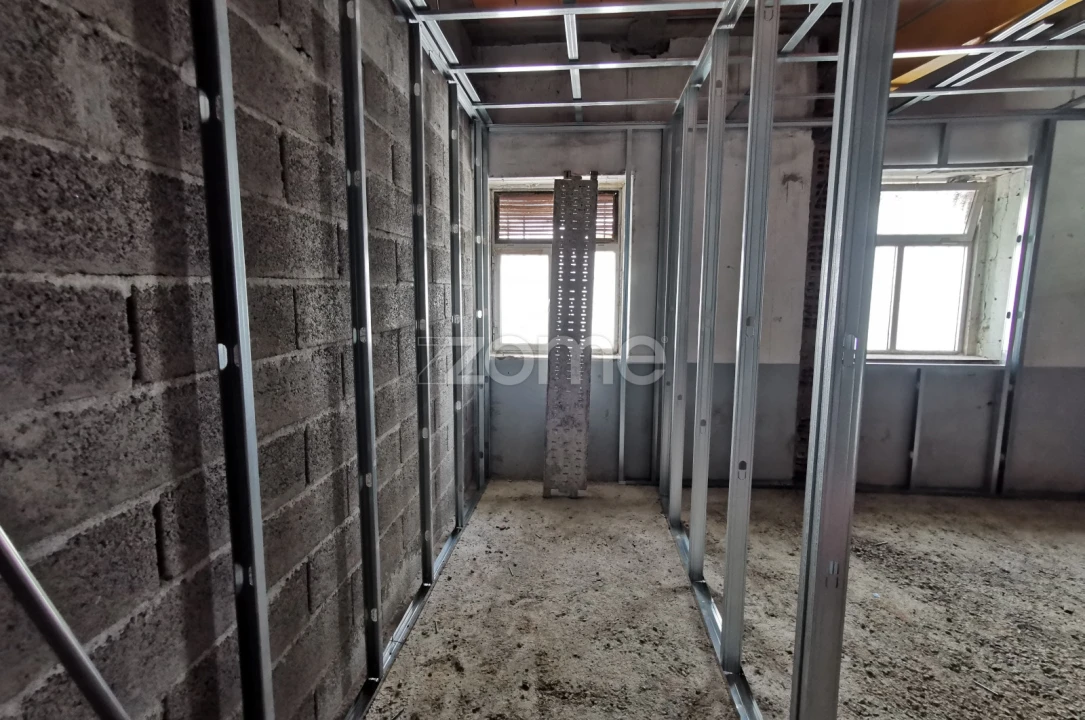Apartamento T1 para Venda em Oliveira do Douro Foto 11