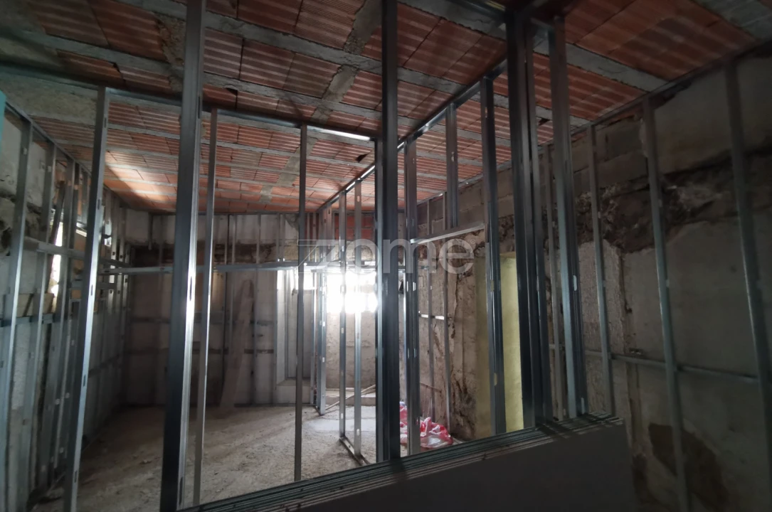Apartamento T1 para Venda em Oliveira do Douro Foto 22