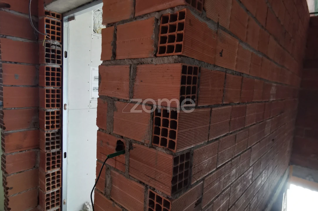 Apartamento T1 para Venda em Oliveira do Douro Foto 5