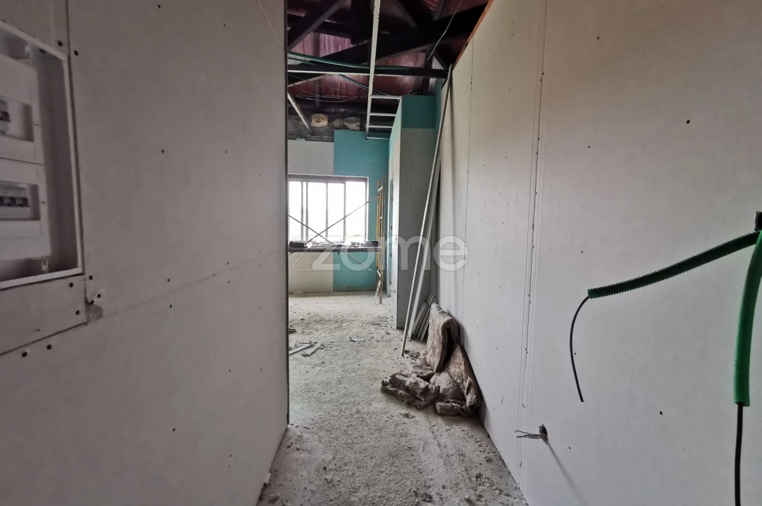 Apartamento T1 para Venda em Oliveira do Douro Foto 6
