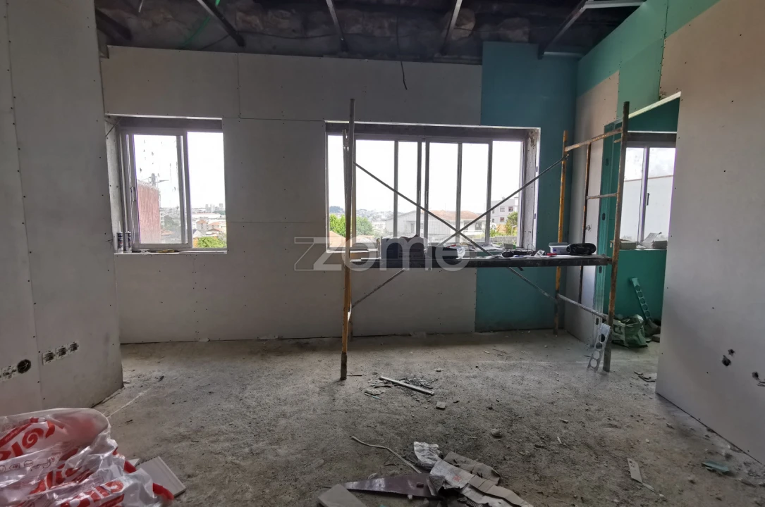 Apartamento T1 para Venda em Oliveira do Douro Foto 12