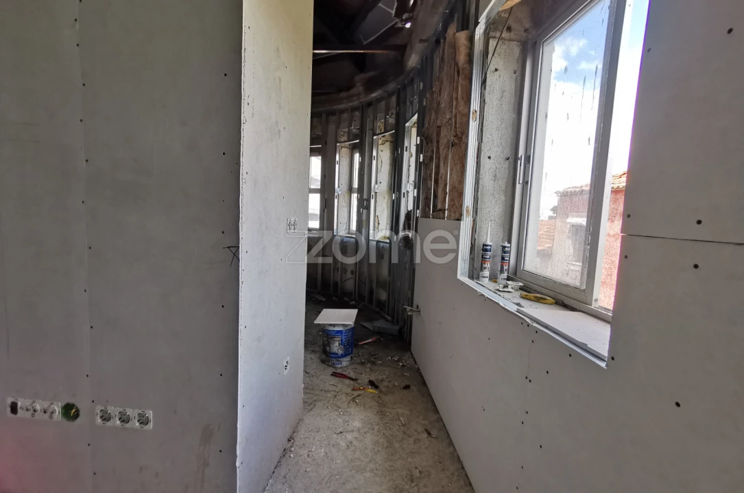 Apartamento T1 para Venda em Oliveira do Douro Foto 16