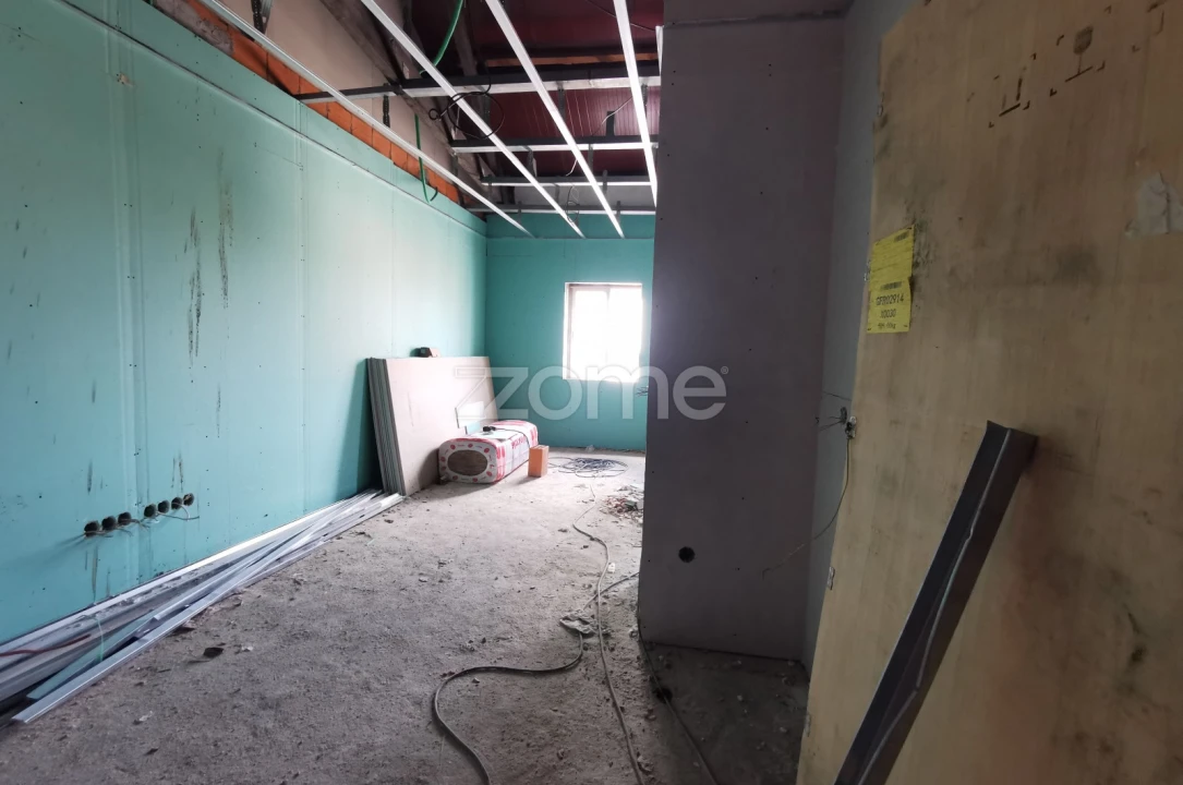 Apartamento T1 para Venda em Oliveira do Douro Foto 6