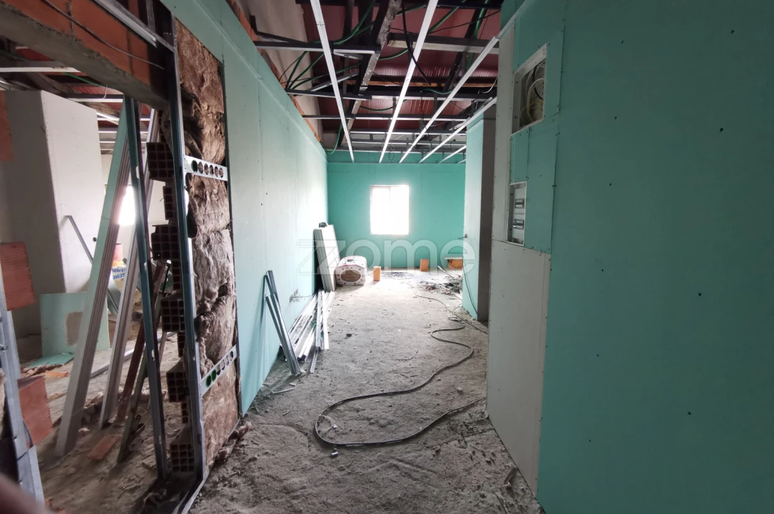 Apartamento T1 para Venda em Oliveira do Douro Foto 7