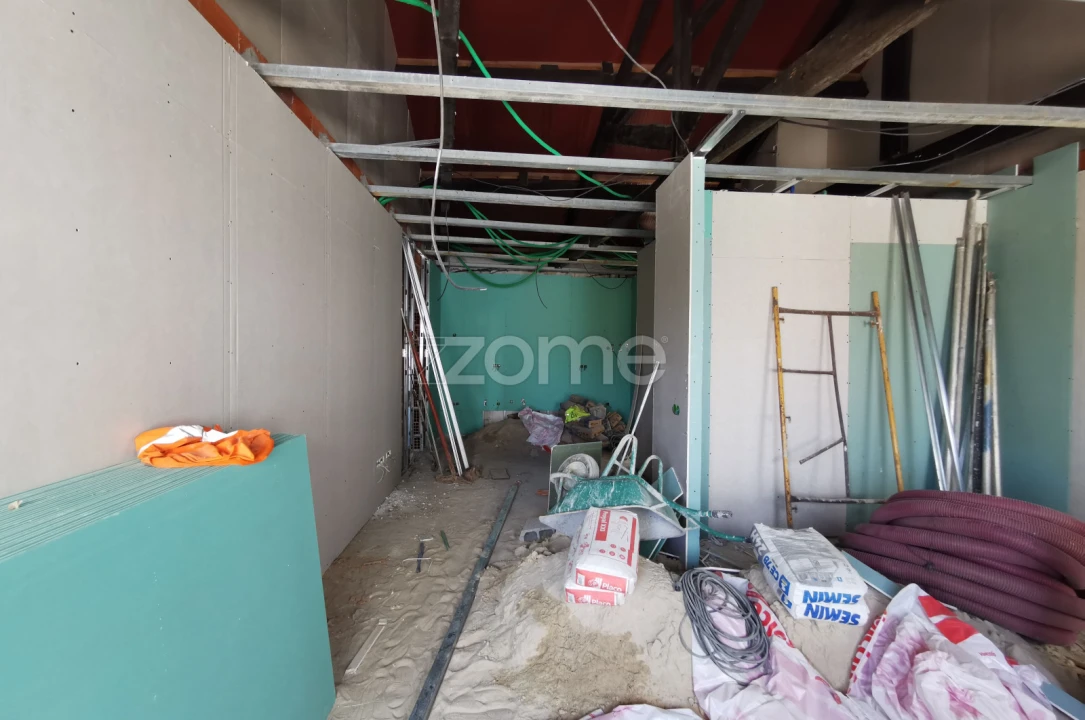 Apartamento T1 para Venda em Oliveira do Douro Foto 8