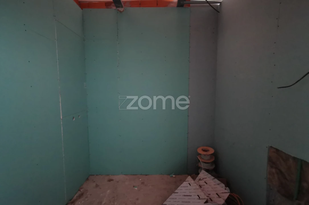 Apartamento T1 para Venda em Oliveira do Douro Foto 15