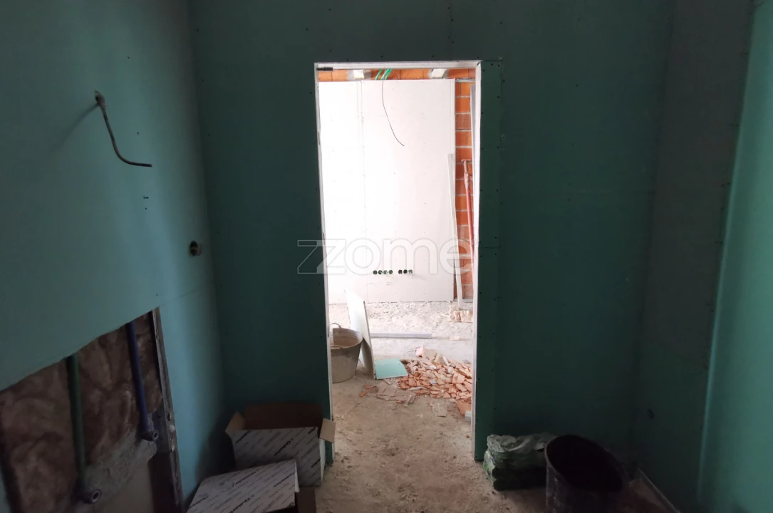 Apartamento T1 para Venda em Oliveira do Douro Foto 16