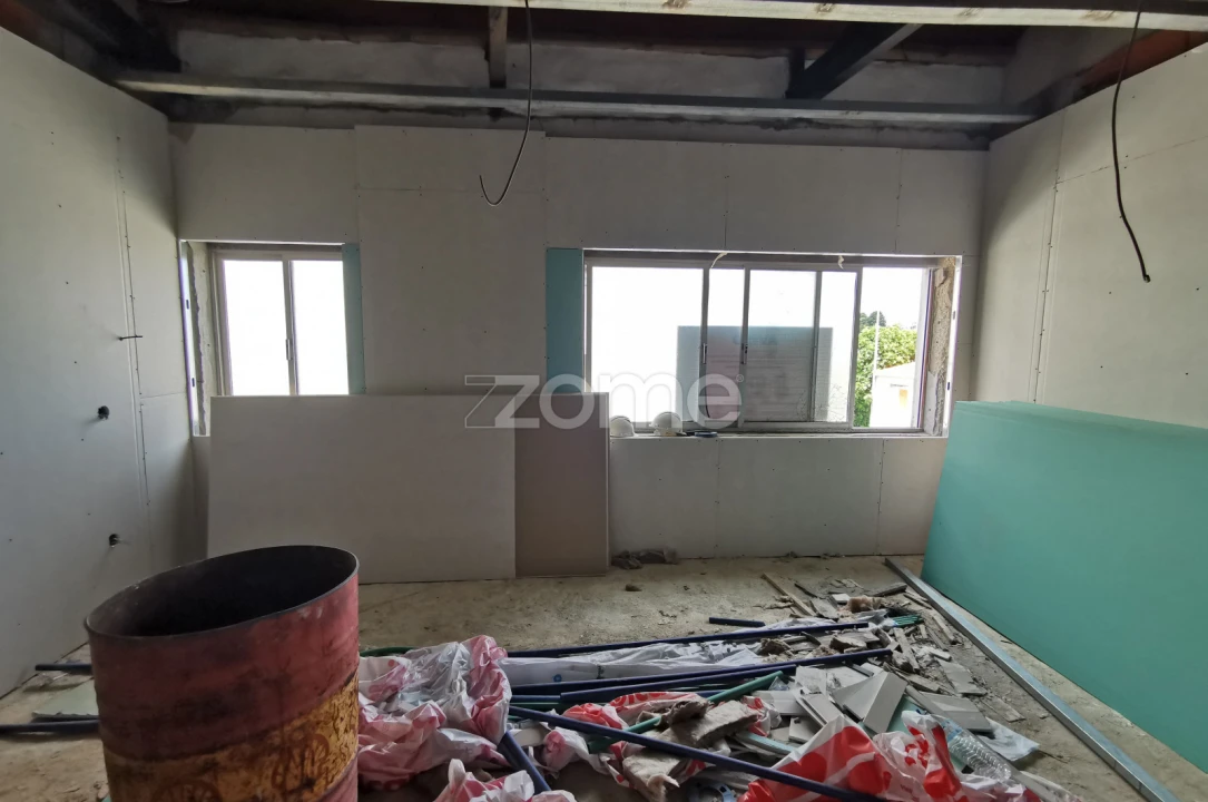 Apartamento T1 para Venda em Oliveira do Douro Foto 18