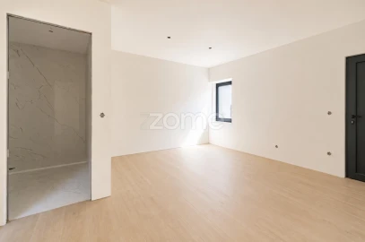 Apartamento T1 para Venda em Custóias, Leça do Balio e Guifões