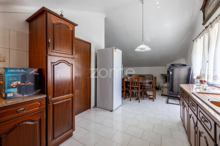 Moradia T5 para Venda em Alcobaça e Vestiaria Foto 4
