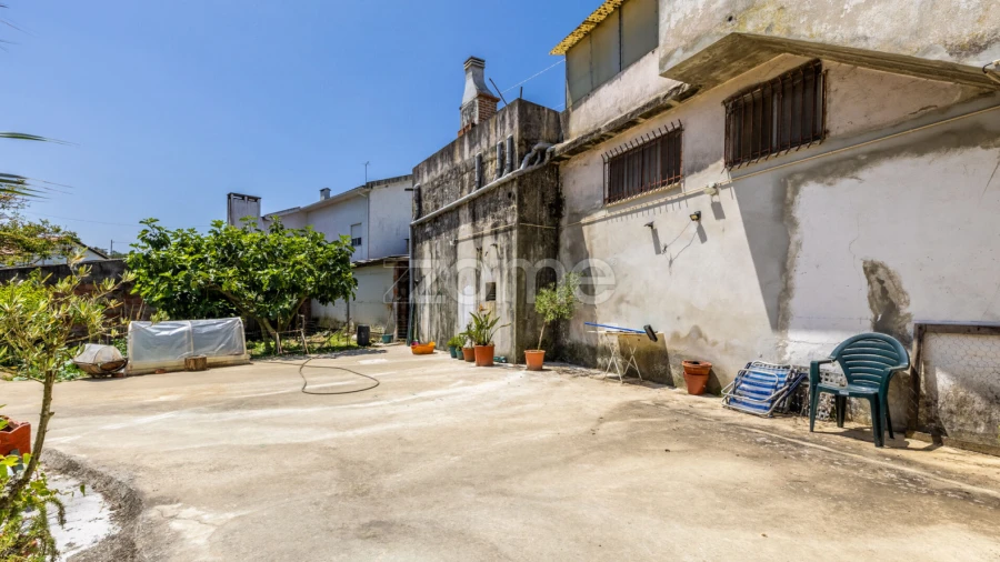 Moradia T5 para Venda em Alcobaça e Vestiaria