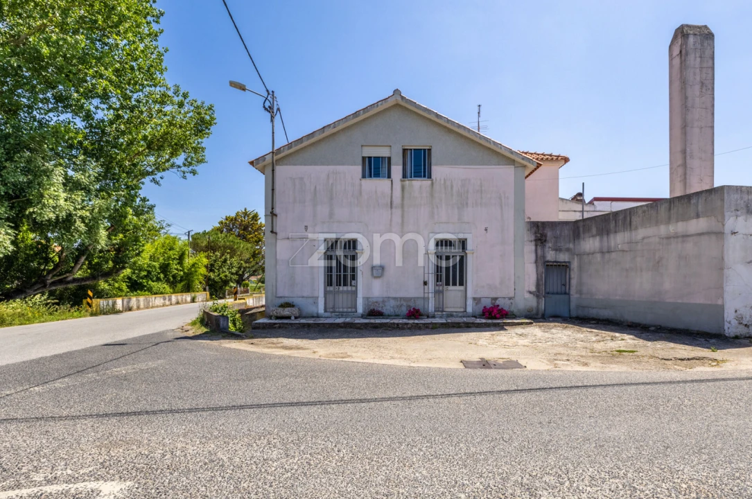 Moradia T5 para Venda em Alcobaça e Vestiaria Foto 1
