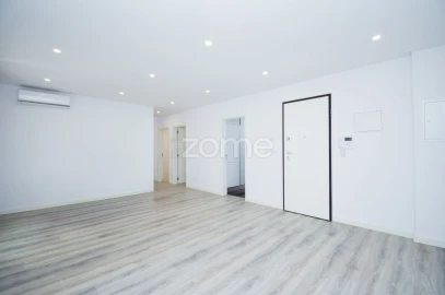 Apartamento T2 para Venda em Arroios