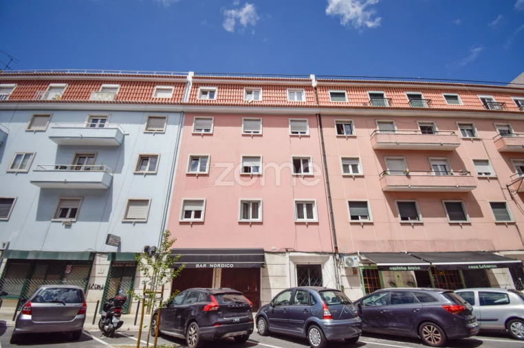 Apartamento T2 para Venda em Arroios Foto 21