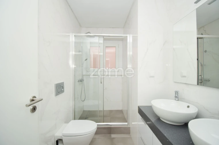 Apartamento T2 para Venda em Arroios Foto 20