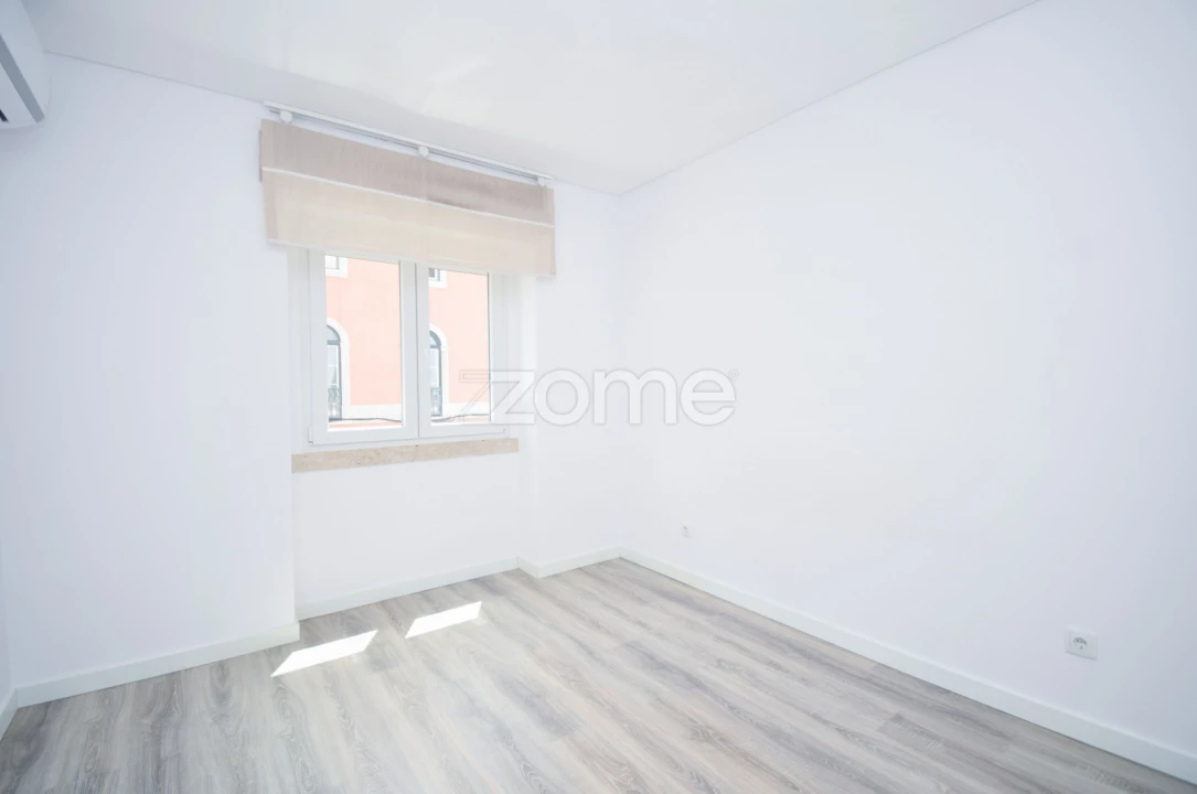 Apartamento T2 para Venda em Arroios Foto 15