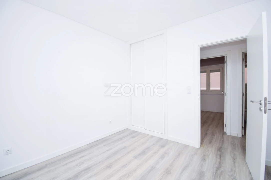 Apartamento T2 para Venda em Arroios Foto 12