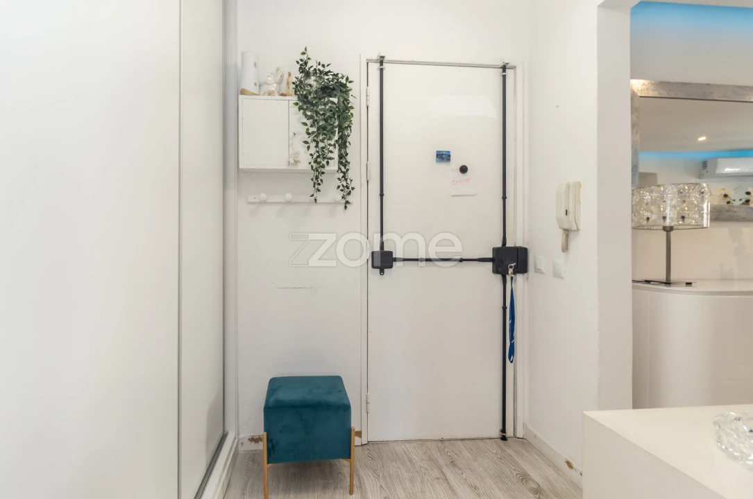 Apartamento T4 para Venda em Corroios Foto 2