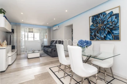 Apartamento T4 para Venda em Corroios