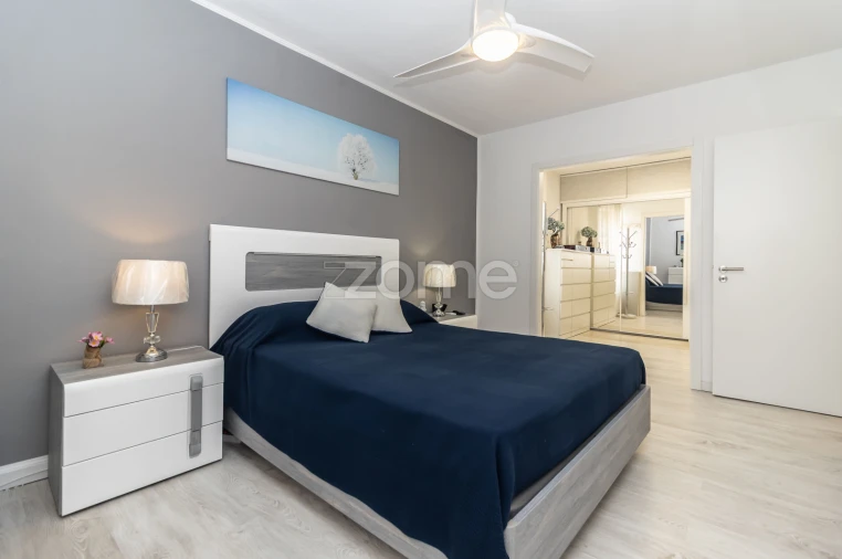 Apartamento T4 para Venda em Corroios Foto 15