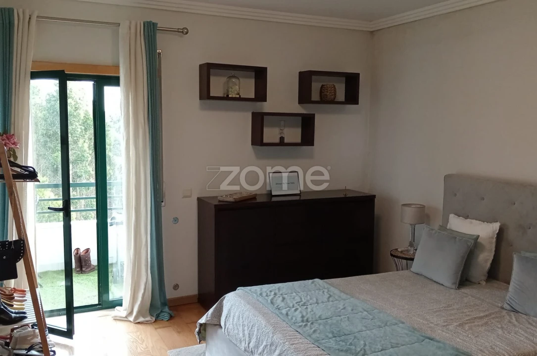 Apartamento T6 para Venda em Queluz e Belas Foto 13