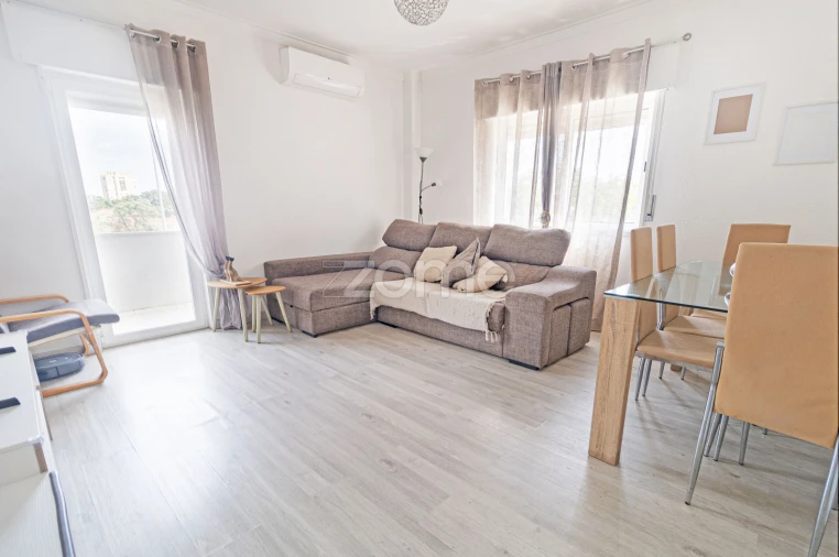 Apartamento T2 para Venda em Seixal, Arrentela e Aldeia de Paio Pires Foto 5