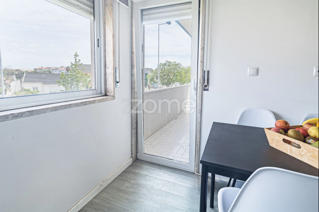 Apartamento T2 para Venda em Seixal, Arrentela e Aldeia de Paio Pires Foto 3