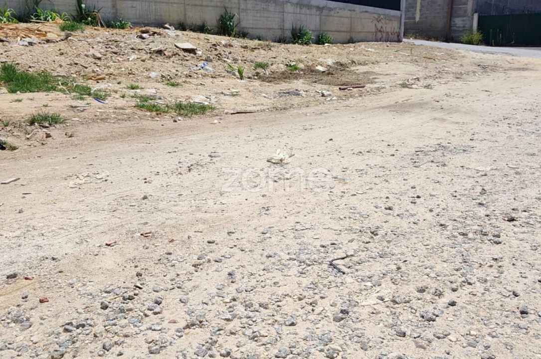 Terreno para Venda em Charneca de Caparica e Sobreda Foto 7