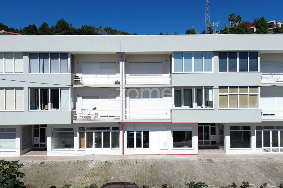 Apartamento T2 para Venda em Pombeiro de Ribavizela Foto 1