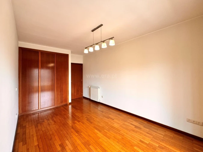 Apartamento T2 para Venda em Gulpilhares e Valadares Foto 12