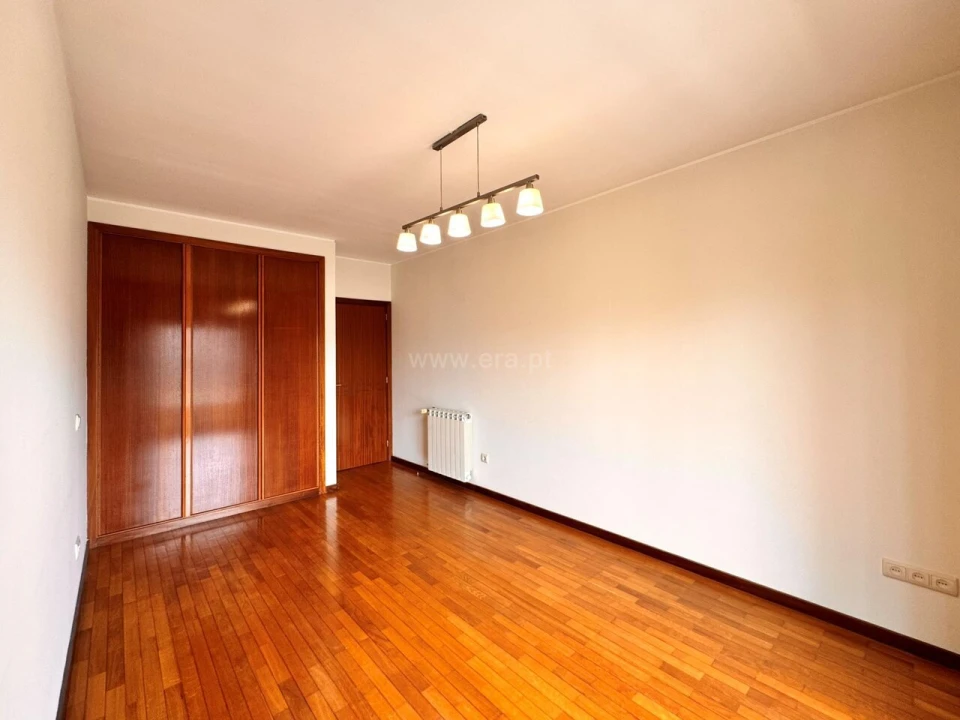 Apartamento T2 para Venda em Gulpilhares e Valadares Foto 12