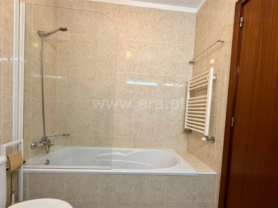 Apartamento T2 para Venda em Gulpilhares e Valadares Foto 9