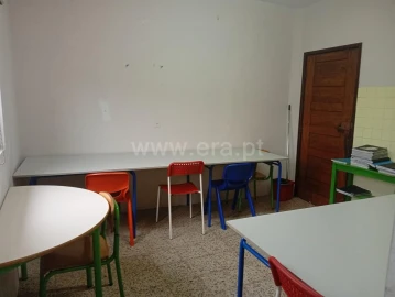 Moradia T3 para Venda em Campelo e Ovil