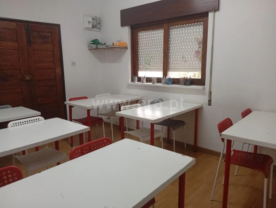 Moradia T3 para Venda em Campelo e Ovil Foto 9