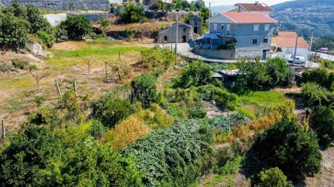 Terreno para Venda em Fornos