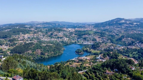 Terreno para Venda em Fornos