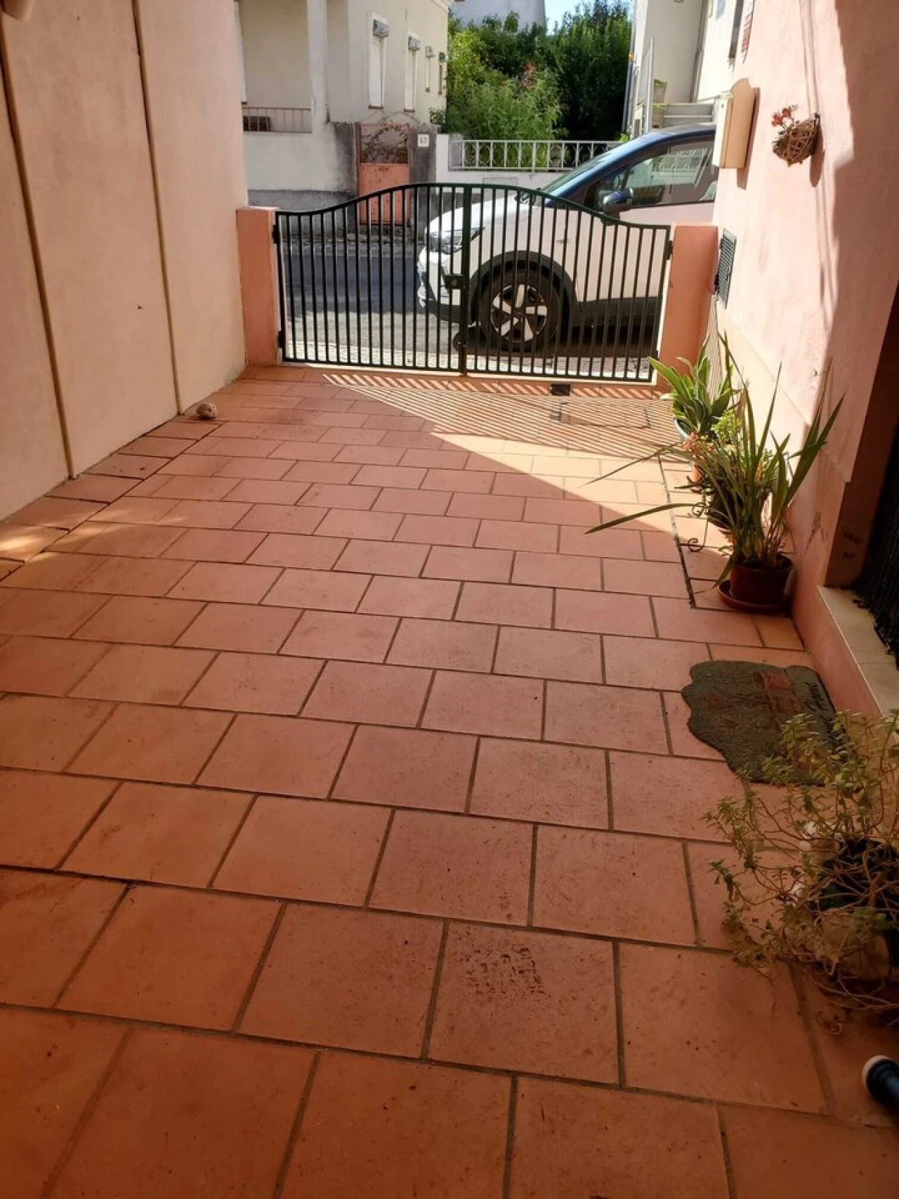 Moradia T5 para Venda em Nossa Sra de Fatima Foto 2