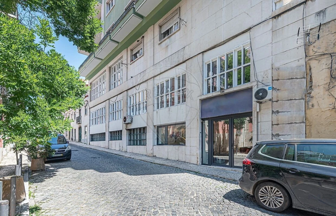 Armazém para Arrendamento em Avenidas Novas Foto 2