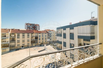 Apartamento T3 para Venda em Amora