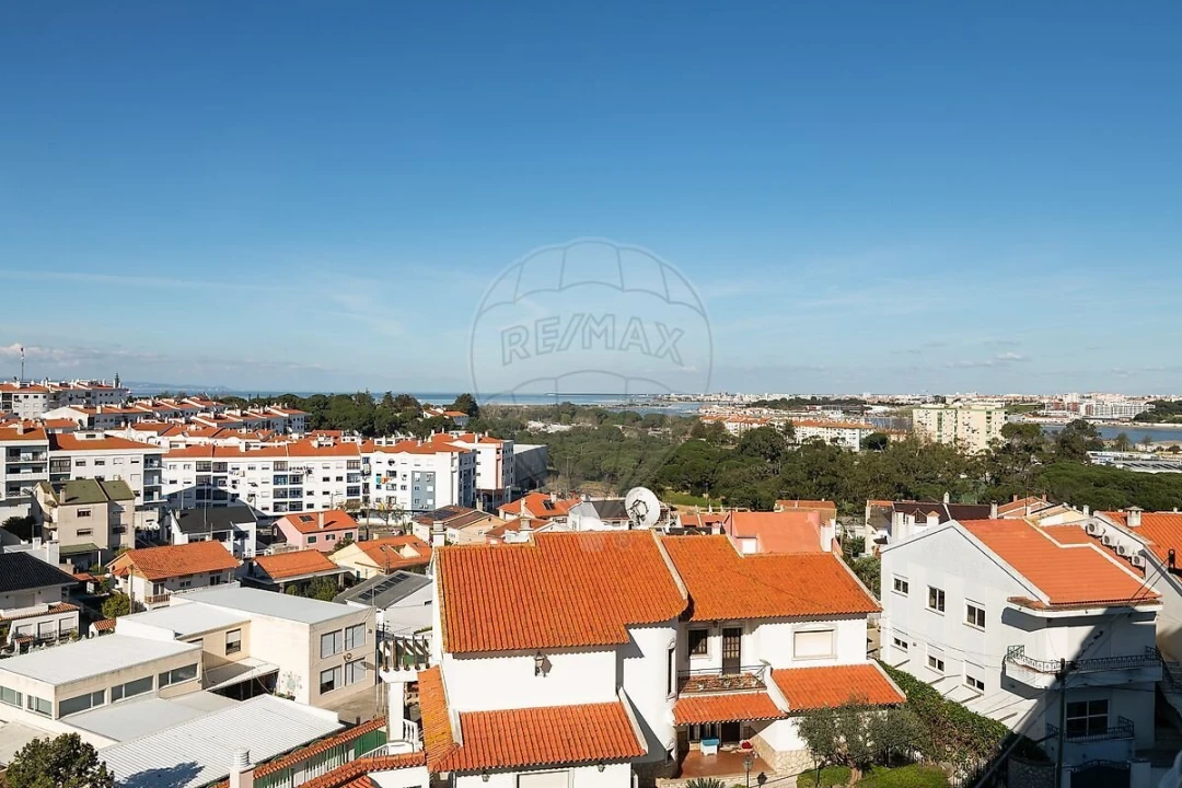 Apartamento T3 para Venda em Amora Foto 6