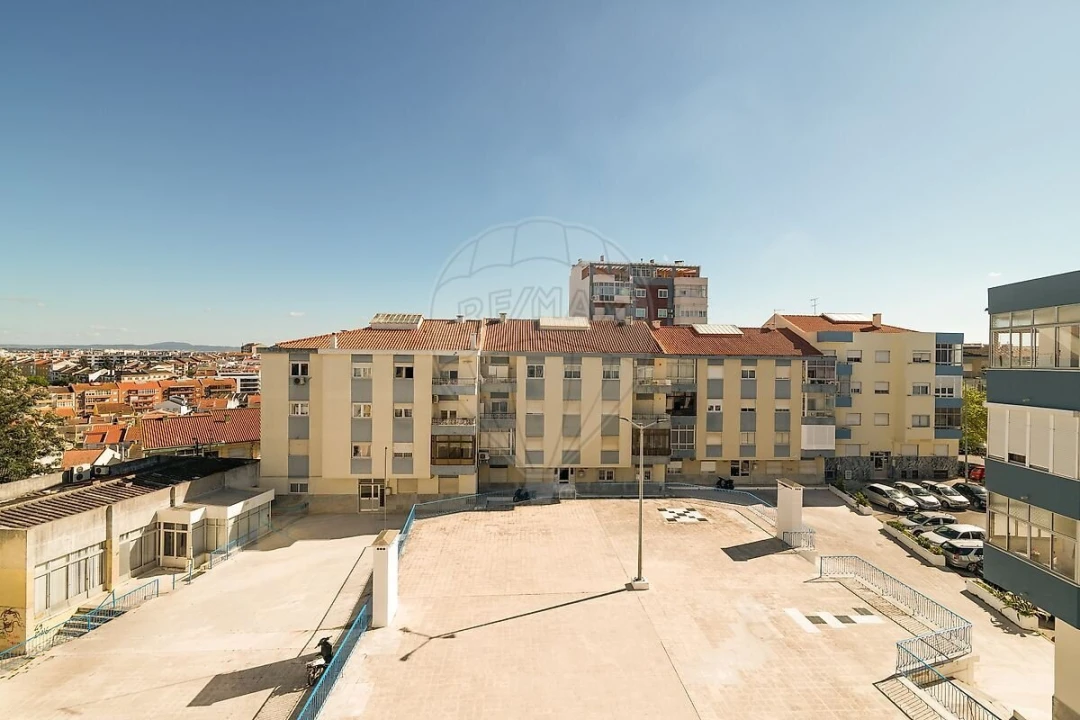 Apartamento T3 para Venda em Amora Foto 17