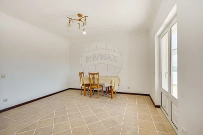 Moradia T5 para Venda em Palmela