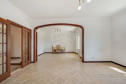 Moradia T5 para Venda em Palmela