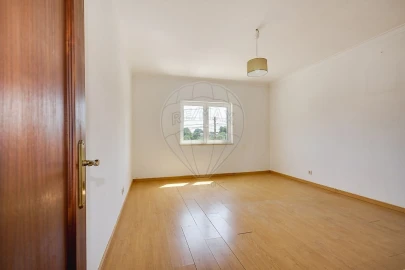 Moradia T5 para Venda em Palmela
