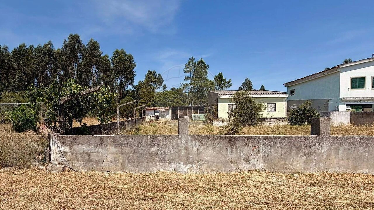 Terreno para Venda em Moita Foto 3