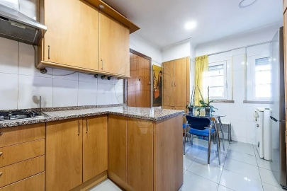 Apartamento T4 para Venda em Avenidas Novas