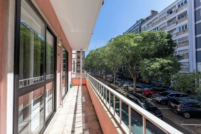 Apartamento T4 para Venda em Avenidas Novas